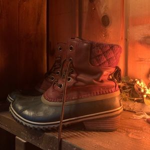 Woman’s Sorel boots size 7.5